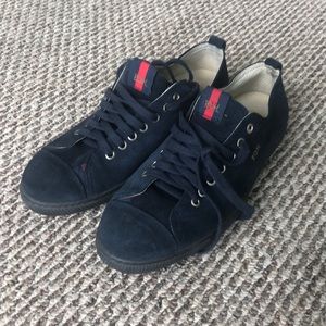 Suede Pedro del Hierro shoes. Made in Spain